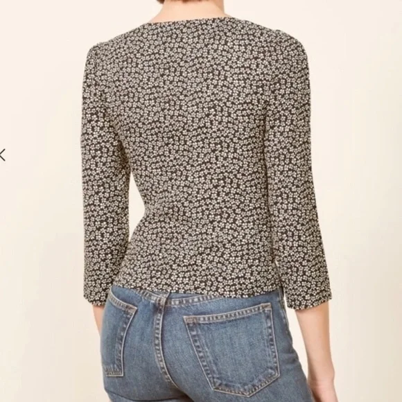 9. Reformation Jorja Top in Ansel - Picture 7 of 16